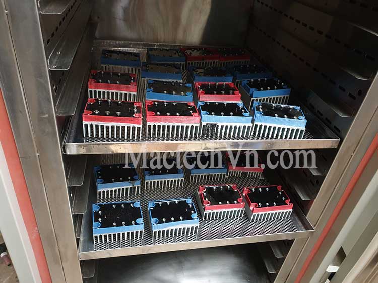 tủ sấy, máy sấy linh kiện công nghiệp
